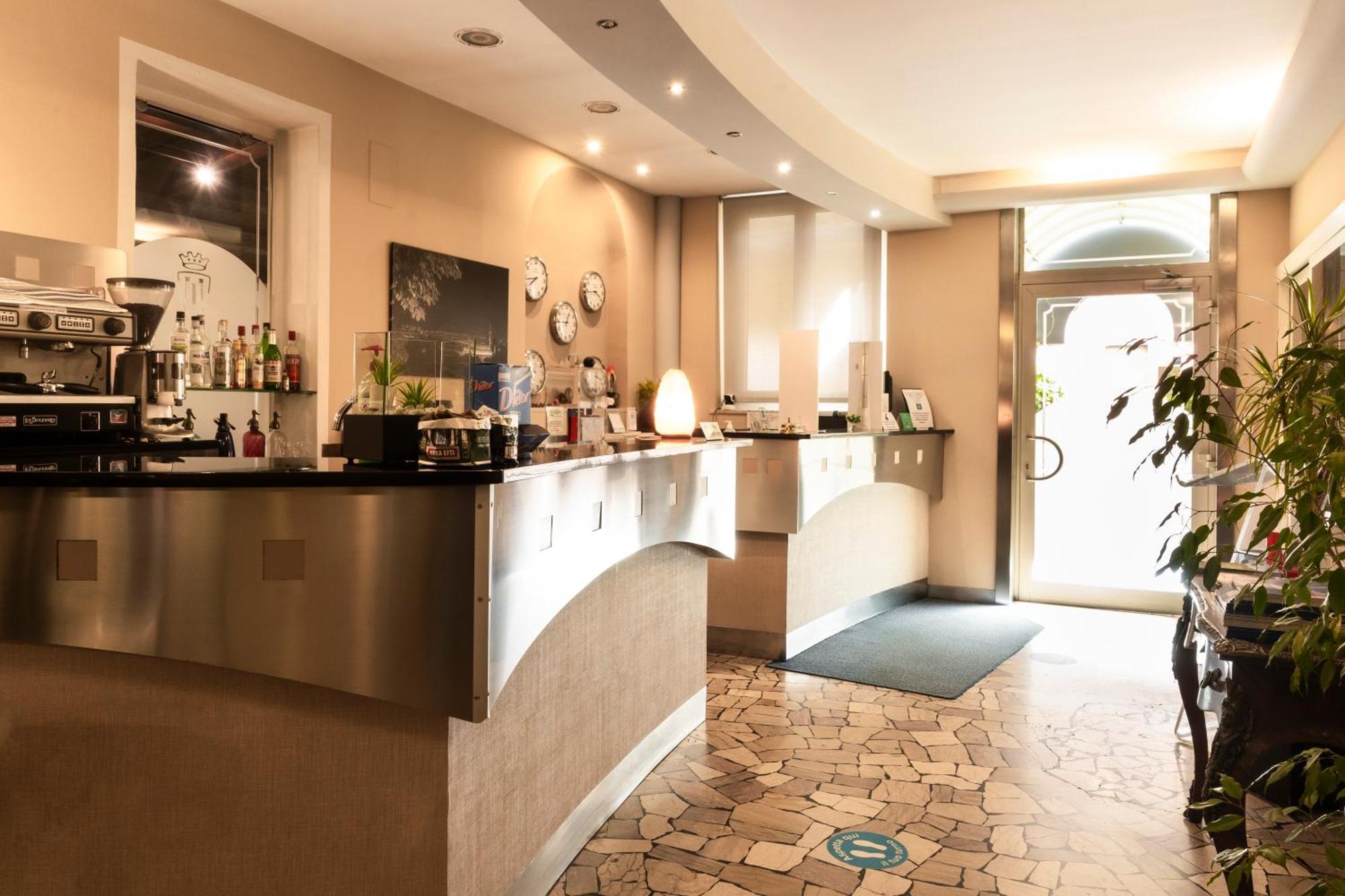 ויצ'נצה Hotel La Terrazza מראה חיצוני תמונה