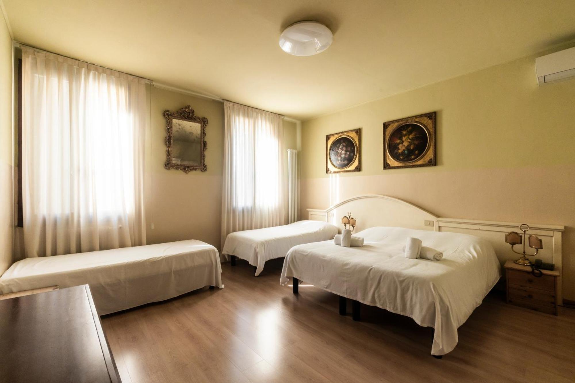 ויצ'נצה Hotel La Terrazza מראה חיצוני תמונה